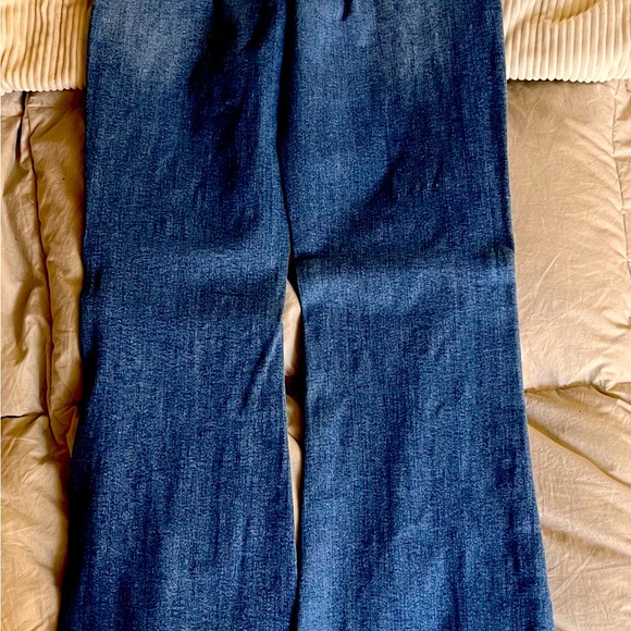 Good American Flare - Size 6 - Picture 4 of 5